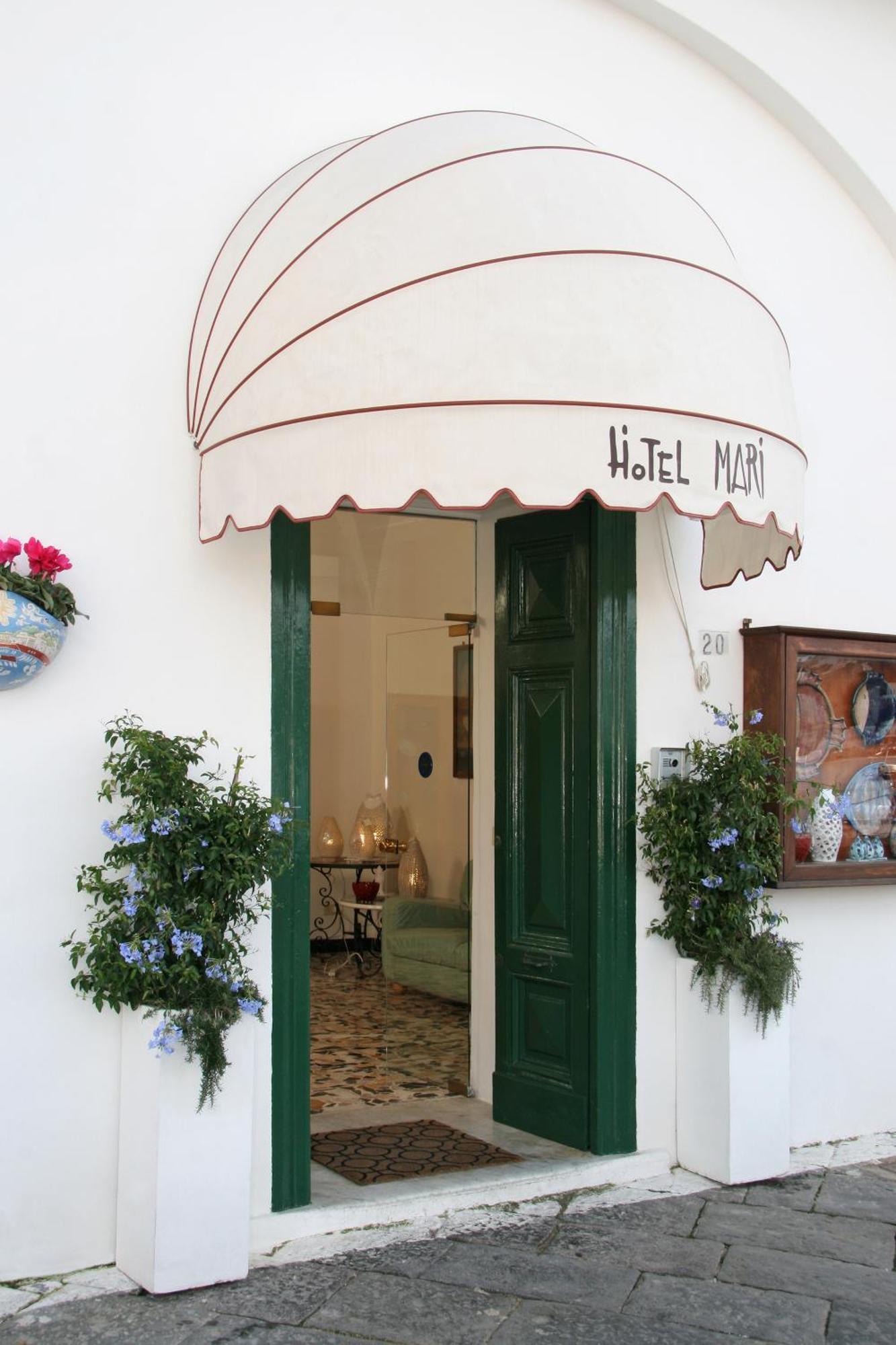 Locanda Mari Ponza Exterior photo