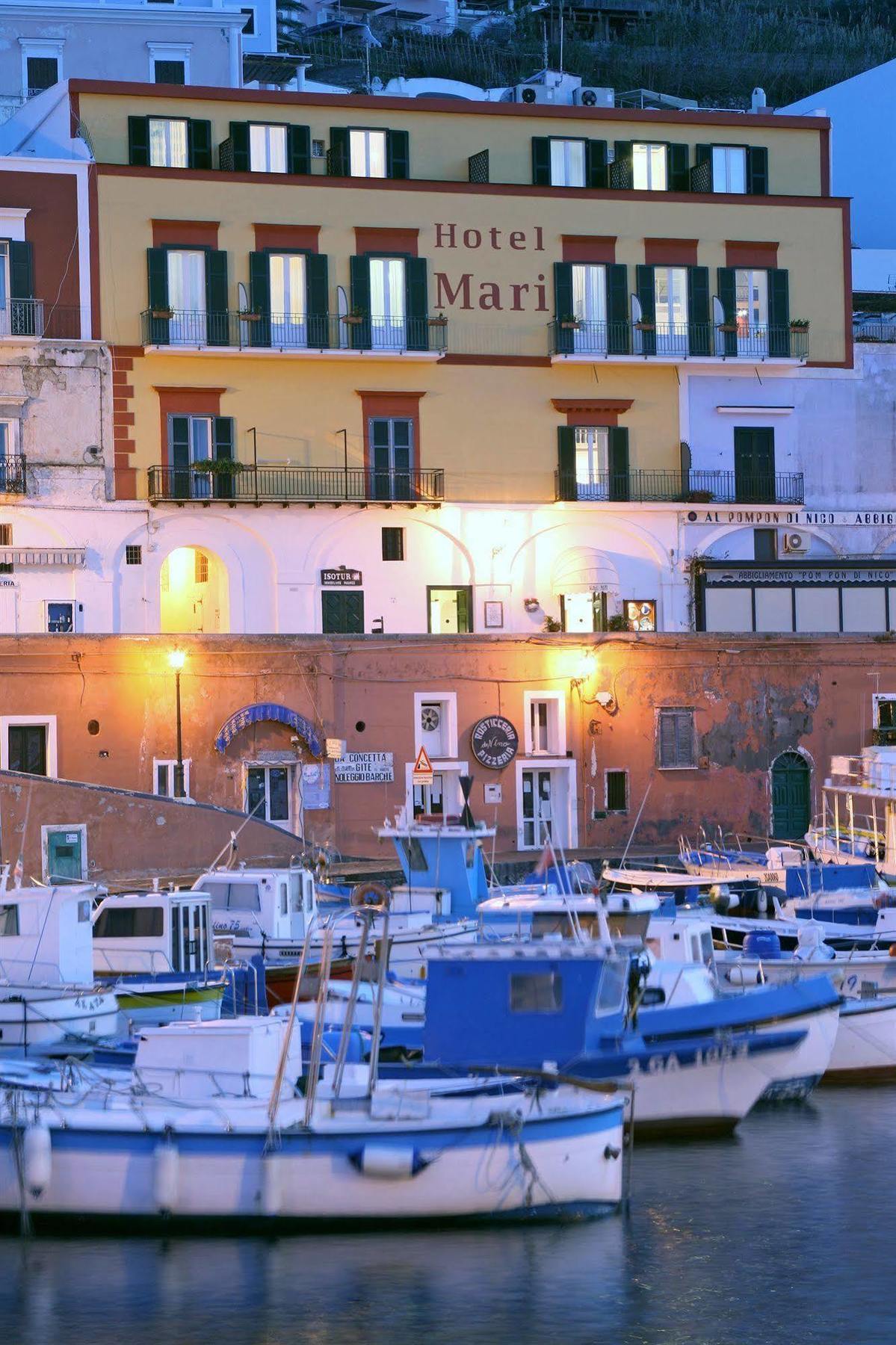 Locanda Mari Ponza Exterior photo